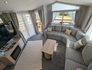 The Castleton 20 - 9