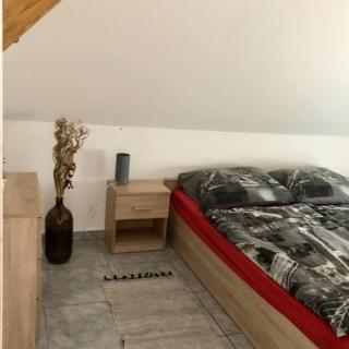 Anna és Sára Apartman - Balatonboglár - 9