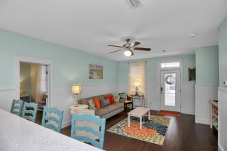 Barefoot Cottage D133 - Beachy Keen by Pristine Properties Vacation Rentals - Highland View - 7