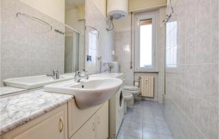 Stunning Apartment - Borghetto Santo Spirito - 2
