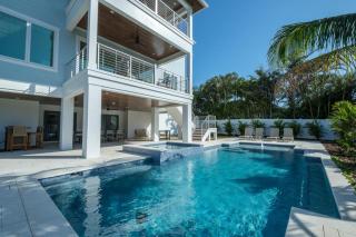 Sunshine & Good Times managed by Beach Retreats - Bradenton Beach - 0