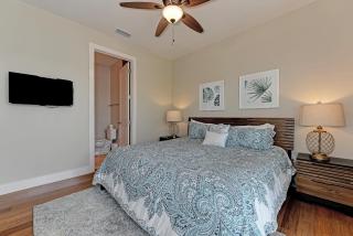 Paradise Found managed by Beach Retreats - Holmes Beach - 2