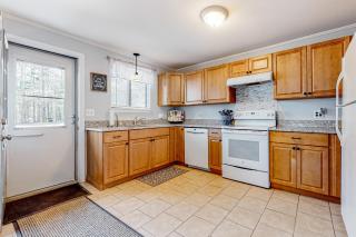 Downtown Beauty - Unit 1 - Conway - 4