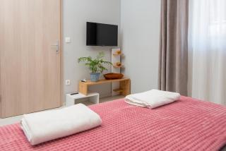 Calypso - newly equiped, with separate entrance and parking - Supetar (San Pietro di Brazza) - 2