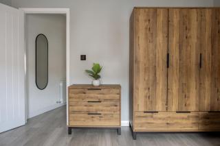 Gorgeous House with BBQ Patio - 7