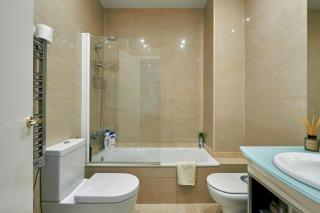 Quiet Luxury 2-bed apartment for couples & families - Barcelone - 7