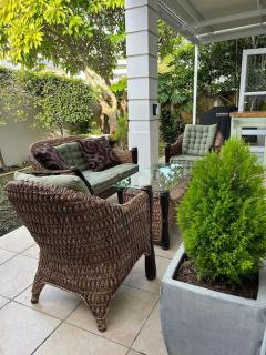 Elgin Townhouse-Excellent location - 5