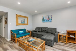 308B - Beautiful Harbor Ocean Retreat - Oceanside - 4