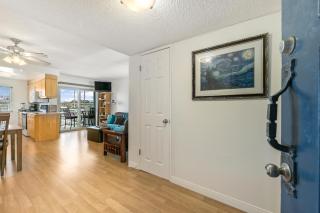 313B Steps from the Sand at Harbor Beach - Free Wifi - Oceanside - 8