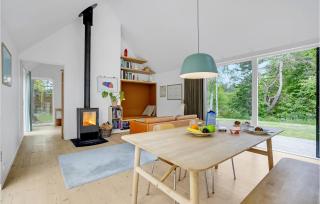 Awesome Home In Fårevejle With Kitchen - Fårevejle - 7