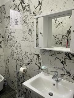 Taku apartment - Saranda - 8