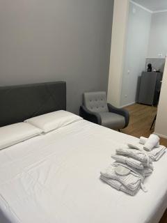 Cucchiari Suite 1B - 9