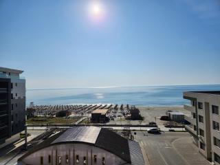 VIP SEA VIEW Apartments - 8