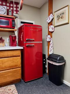 Casita with Swimming Pond & Sand Volleyball Access - Montgomery - 7