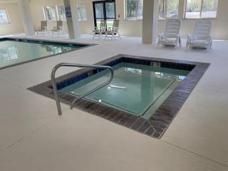 Super 8 by Wyndham Montpelier - 3