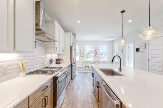 4563 Summey Street - Charleston - 4