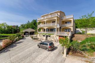 Two-Bedroom Apartment Crikvenica near Sea 12 - Dramalj - 0