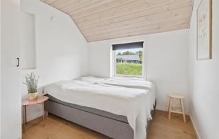 7 Bedroom Beautiful Home In Ringkøbing - 9