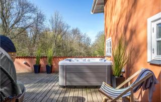 Amazing Home In Græsted With Jacuzzi - Græsted - 1