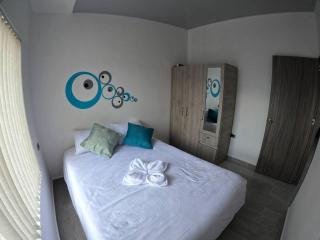 Apartamento 300 dotado cerca a Héroes - 7