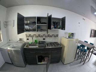 Apartamento 300 dotado cerca a Héroes - Bogotá - 3