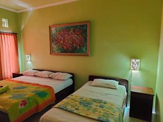 Berlian Inn Kuta Beach - 3