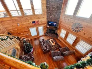 * 3 Master BR, Views, Theater, Arcade, Pinball - Gatlinburg - 7