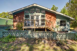 Oak Island Vacation Rental - 2 Blocks to Beach! - Oak Island - 8