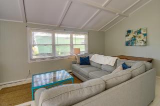 Oak Island Vacation Rental - 2 Blocks to Beach! - Oak Island - 6