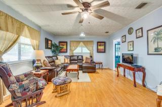Peaceful Alabama Vacation Rental with Large Deck - Jackson - 8