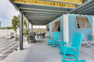 PCB Group Retreat with Deck, 1 Block to Beach! - 9
