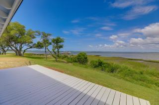 Waterfront Vacation Rental Home on Newport River! - Beaufort - 9