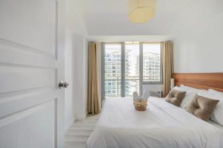 Adam's Crib Apartment 2BR by Azure Residences Near Airport - Manila - 9