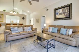 Sunny Kissimmee Home with Pool about 12 Mi to Disney! - Kissimmee - 5