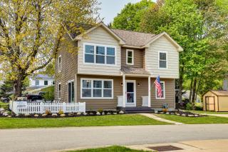Cottage in Edinboro Walk to Pat Crawford Beach! - Edinboro - 9