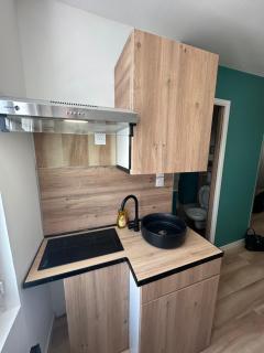 Magnifique Studio - Hypercentre ancien pieton Orléans - Wifi - Accès autonome - 7