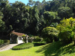 Canto do Bosque - Chalé Sabiá com hidromassagem - Araras Petropolis - 8