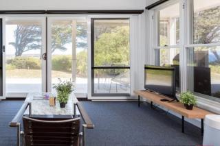 Ventnor Cosy Homestead - 7