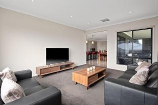 The Curlew Way Retreat - 6