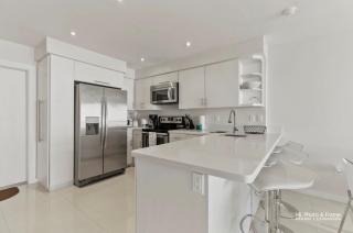 Ocean Breeze Retreat 2bed 2bath, Heated Pool! - 4