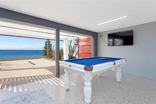 Two-bedroom Getaway - 1