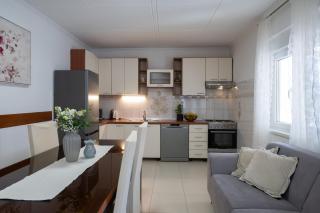 Holiday Home Ines - Vrsi - 4