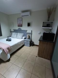 Bello Guest - Bloemfontein - 9
