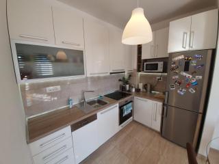 Sunny home in Mostar with a garage! - Mostar - 2