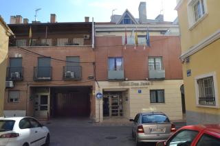 Hotel Apartamentos Don Juan I - Alcalá de Henares - 4