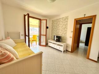 Seaside Terrace & Pool Getaway - Cavallino-Treporti - 8