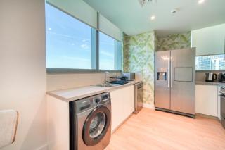 5242 Tower Luxury 2 BR in - Dubai Marina by PK Holidays - Dubai - 8