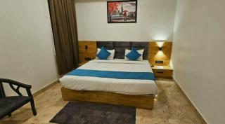 Radha Bihari Nikunj Inn - 0