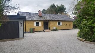 Spacious 110m2 2BR Basement Retreat, Jacuzzi, Table Tennis & Garden Access - Malmö - 1