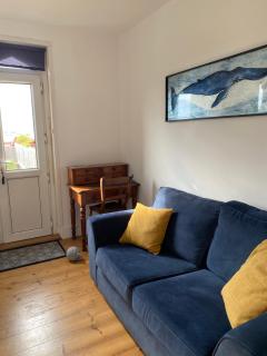 Cozy coastguard cottage with sea views - East Cowes - 1